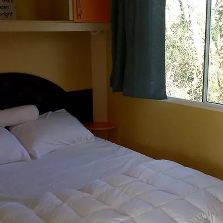 Chalet Restyled Cosy Mobil Les Arbres Montclera