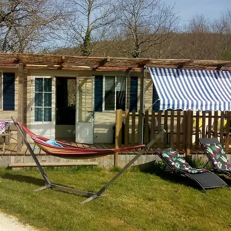 Restyled Cosy Mobil Les Arbres Chalet