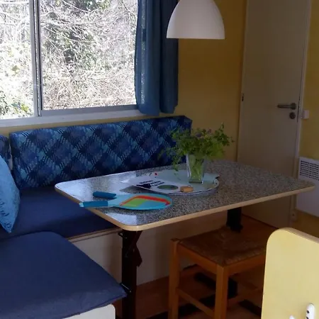 Restyled Cosy Mobil Les Arbres Chalet Montclera