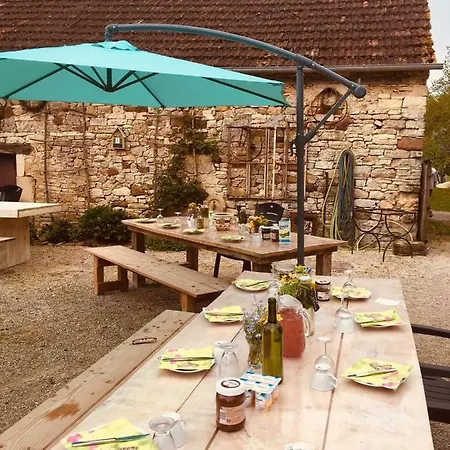Restyled Cosy Mobil Les Arbres Chalet Montclera